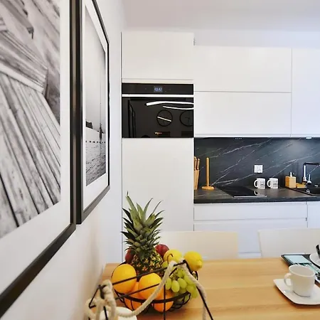 Port D216 Nadmorskie Tarasy Kolobřeh